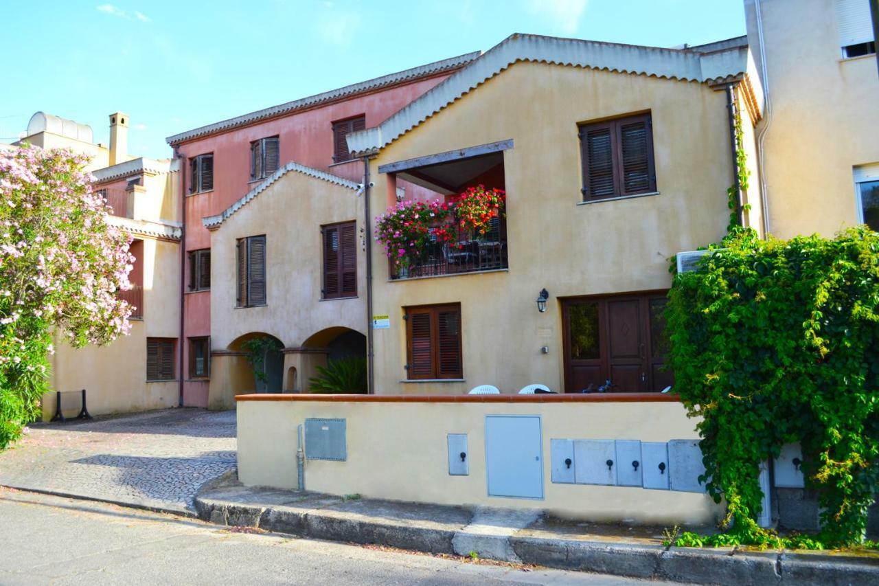 Casa Vacanza Porto Frailis Gia Porto Frailis B&B Àrbatax Exteriér fotografie
