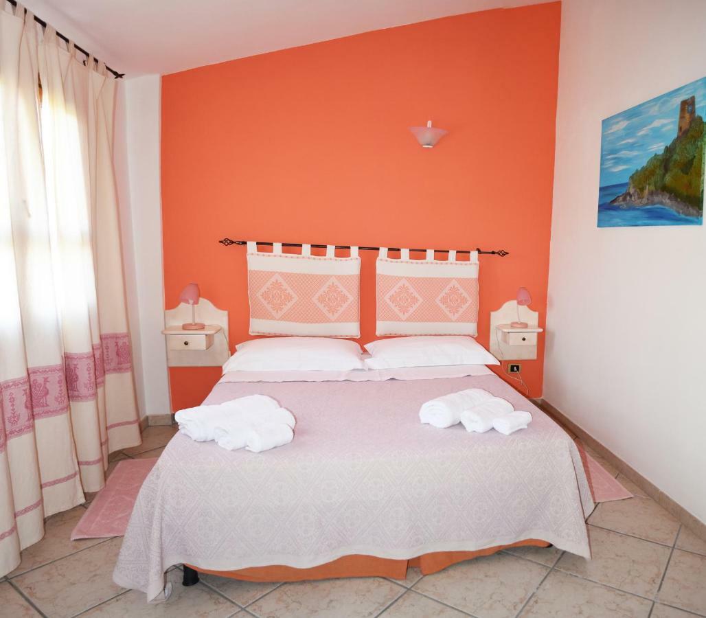 Casa Vacanza Porto Frailis Gia Porto Frailis B&B Àrbatax Exteriér fotografie
